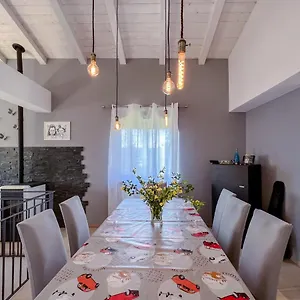 https://splendido-appartamento-tra-le-colline-ed-il-mare.hotelitalianriviera.com